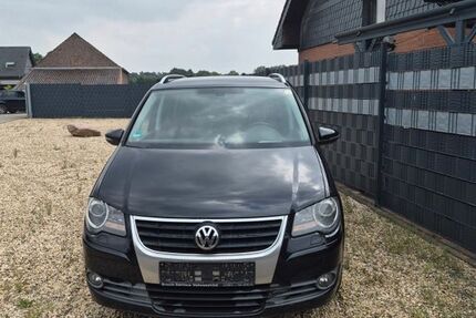VW Touran 153.000 km 7.000 &euro; Straelen 47638