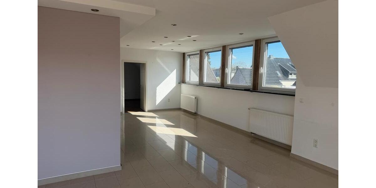 Einfamilienhaus Mönchengladbach Süd - 7 Zimmer, 243 m&sup2;, 634.000&euro; | Angebot:26014495