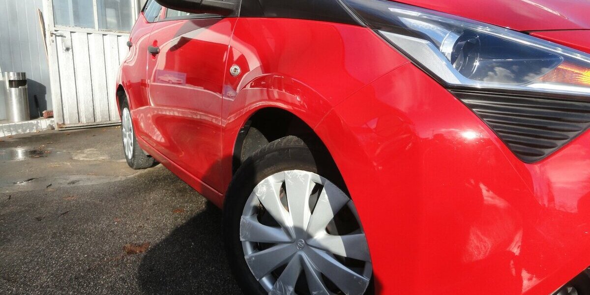 Toyota Aygo X x-Business-Paket 53 KW Klima 1.Hd 100.000 km 6.999 &euro; Neuss 41462