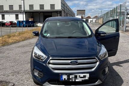 Ford Kuga 66.800 km 11.100 &euro; Viersen 41747