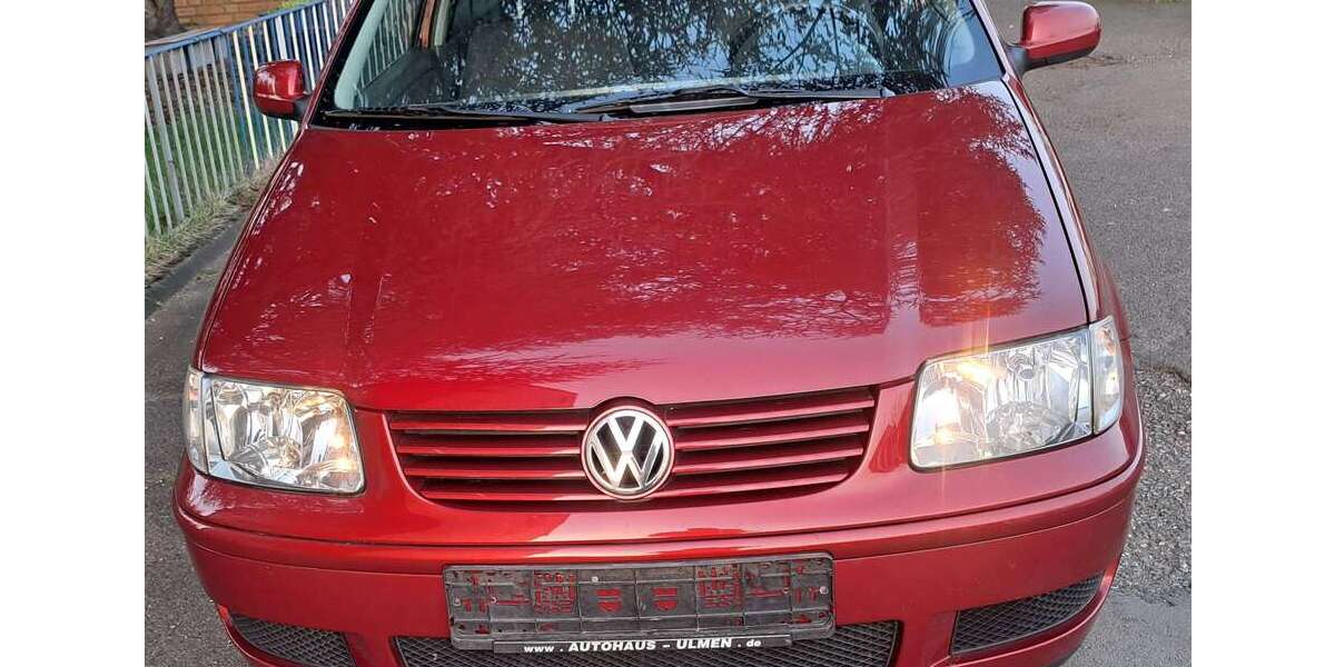 VW Polo 156.970 km 2.000 &euro; Düsseldorf 40549