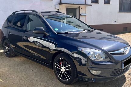 Hyundai i30 237.000 km 3.600 &euro; Hilden 40723