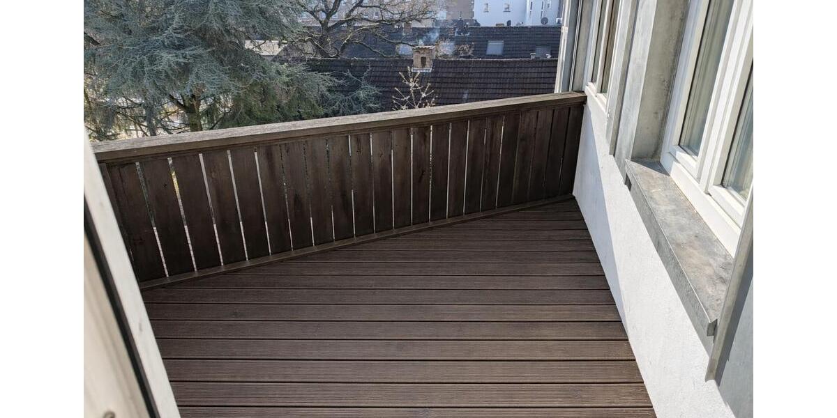 Dachgeschoßwohnung Krefeld Cracau - 3 Zimmer, 86 m&sup2;, 600&euro; | Angebot:26286777