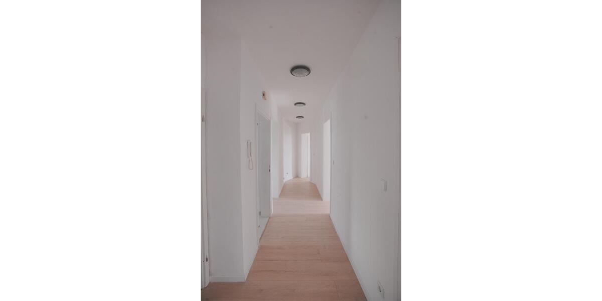Dachgeschoßwohnung Mülheim an der Ruhr - 3 Zimmer, 92 m&sup2;, 910&euro; | Angebot:26688507