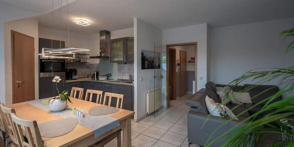 Etagenwohnung Mönchengladbach Bettrath - 2 Zimmer, 53 m&sup2;, 149.000&euro; | Angebot:25742116