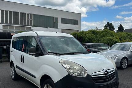 Opel Combo 83.000 km 2.900 &euro; ratingen 40880