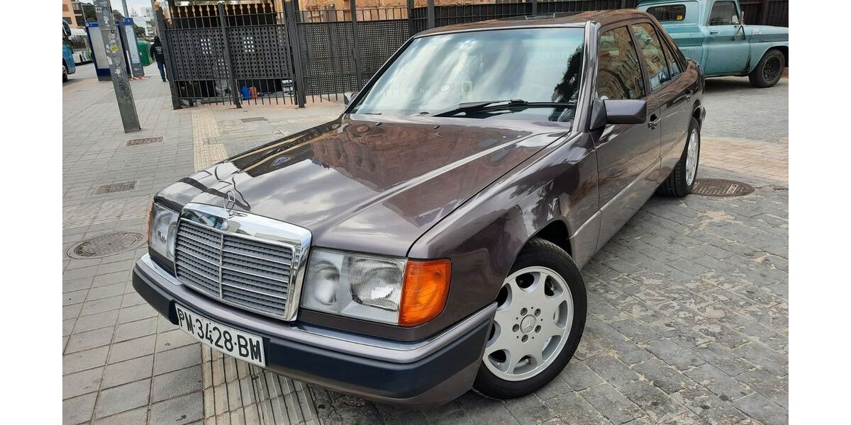 Mercedes-Benz E 230 72.137 km 9.999 &euro; Grevenbroich 41515