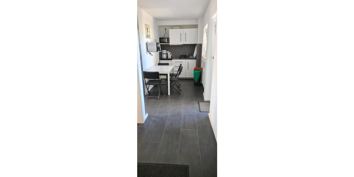 Etagenwohnung Neuss - 2 Zimmer, 49 m&sup2;, 490&euro; | Angebot:25809428