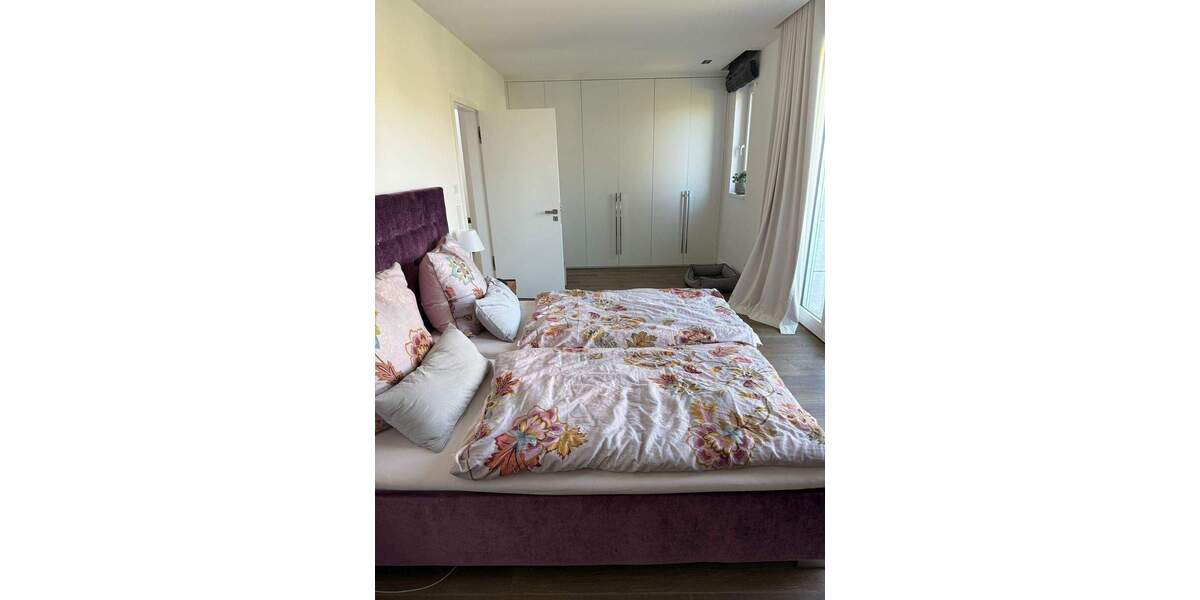 Doppelhaushälfte Meerbusch Büderich - 6 Zimmer, 242 m&sup2;, 8.500&euro; | Angebot:26554984