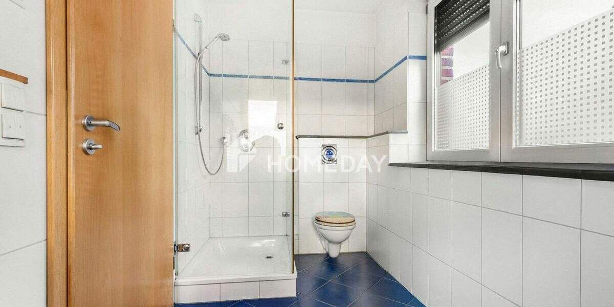 Einfamilienhaus Neuss Holzheim - 7 Zimmer, 253 m&sup2;, 899.000&euro; | Angebot:25694090