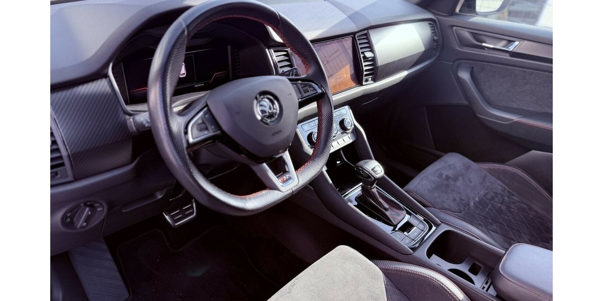 Skoda Kodiaq RS 4x4 / Pano / Alcantara / Kamera 99.900 km 32.990 &euro; Mönchengladbach 41066