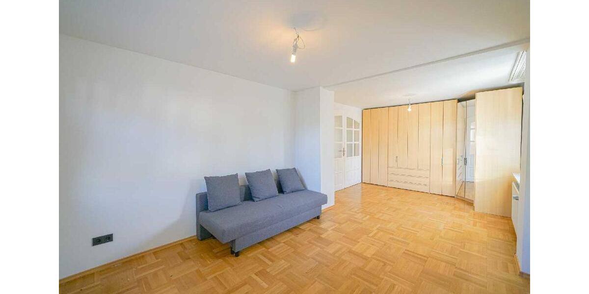 Einfamilienhaus Ratingen Tiefenbroich - 5 Zimmer, 220 m&sup2;, 2.500&euro; | Angebot:24815445