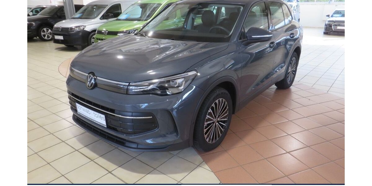 VW Tiguan 9.867 km 40.845 &euro; Neuss 41469