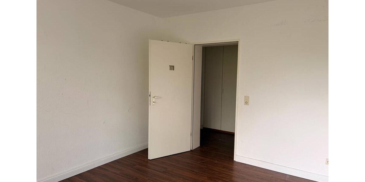 Etagenwohnung Düsseldorf Oberbilk - 2 Zimmer, 66 m&sup2;, 440&euro; | Angebot:26182874