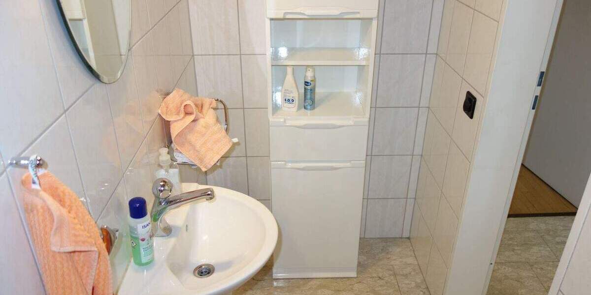 Einfamilienhaus Düsseldorf Hassels - 4 Zimmer, 128 m&sup2;, 600.000&euro; | Angebot:25665200