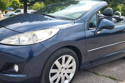 Peugeot 207 250.000 km 2.200 &euro; Duisburg 47167