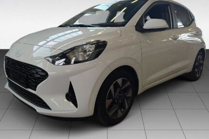 Hyundai i10 13.593 km 15.390 &euro; Neuss 41464