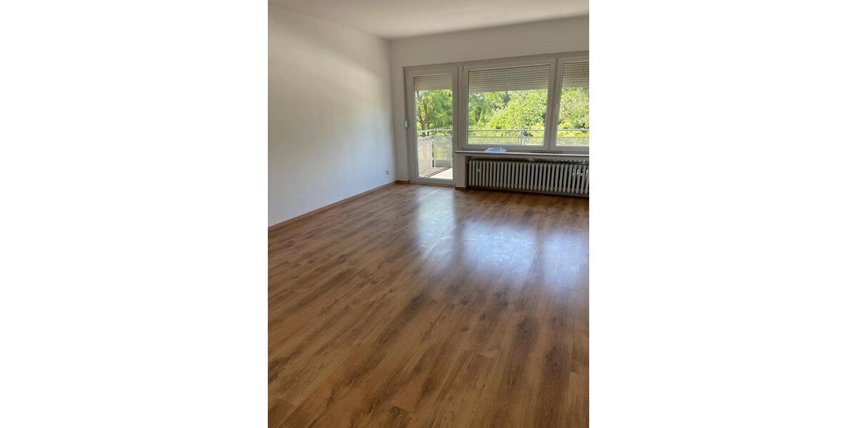 Etagenwohnung Mönchengladbach Ost - 3 Zimmer, 72 m&sup2;, 1.485&euro; | Angebot:26385457