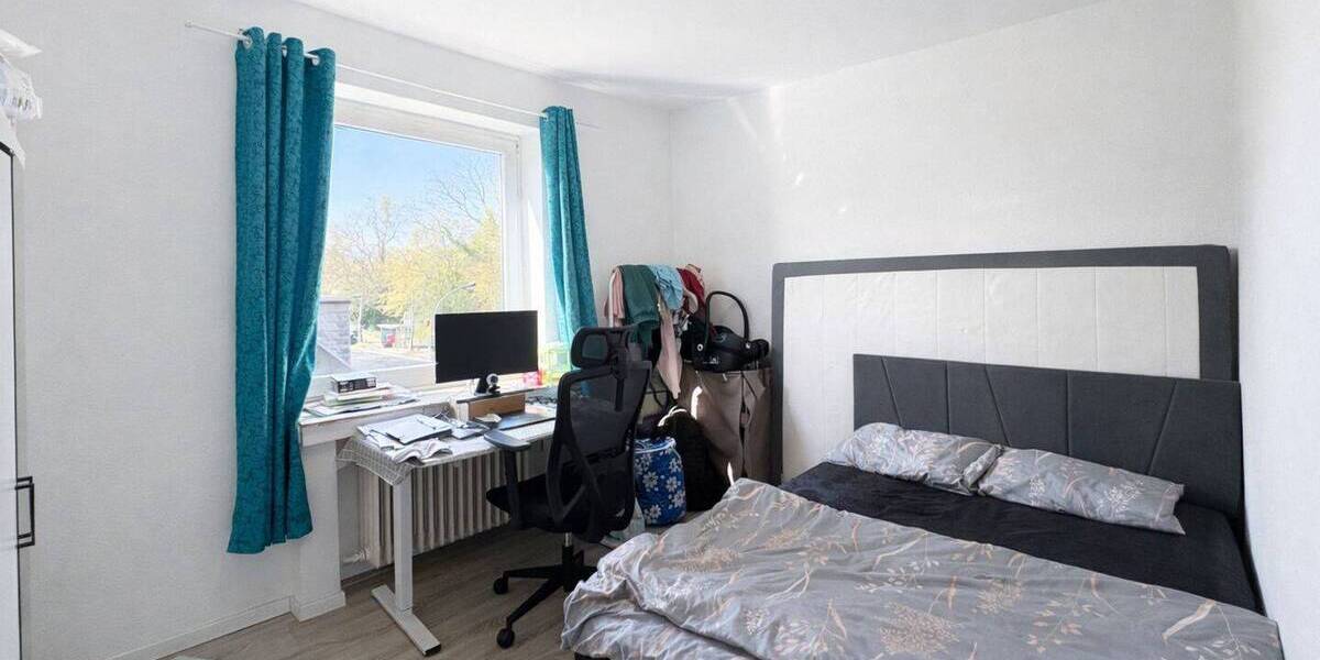 Etagenwohnung Düsseldorf Holthausen - 3 Zimmer, 87 m&sup2;, 1.200&euro; | Angebot:25910739