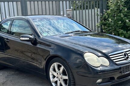 Mercedes-Benz CL 200 214.000 km 2.850 &euro; Neuss 41460