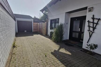 Haus Jüchen - 4 Zimmer, 120 m&sup2;, 385.000&euro; | Angebot:25802085