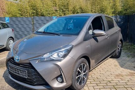 Toyota Yaris 129.844 km 11.950 &euro; Neuss 41470