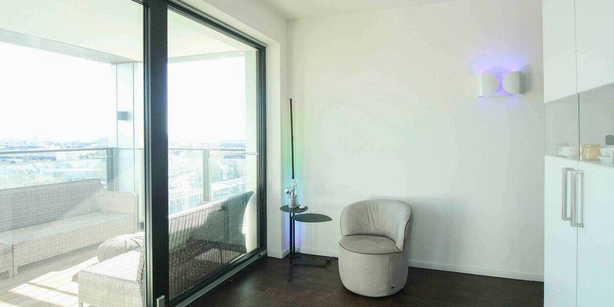 Etagenwohnung Düsseldorf Pempelfort - 2 Zimmer, 90 m&sup2;, 645.000&euro; | Angebot:26028511