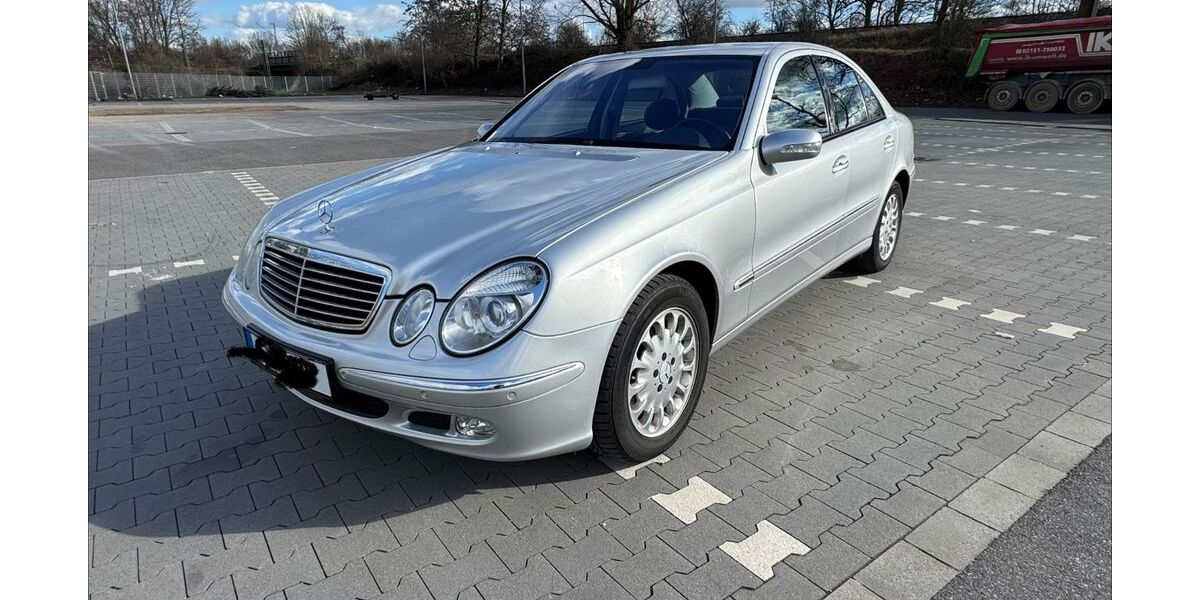 Mercedes-Benz E 240 252.000 km 2.150 &euro; Krefeld 47809