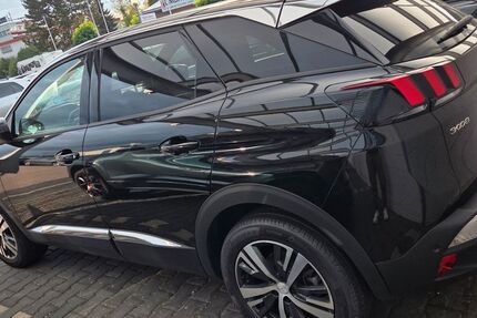 Peugeot 3008 23.000 km 22.999 &euro; Erkelenz 41812