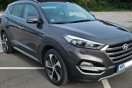Hyundai TUCSON 63.000 km 14.700 &euro; krefeld 47829