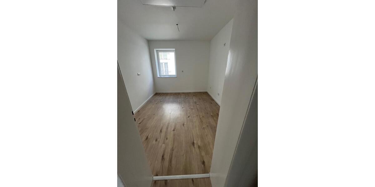 Etagenwohnung Krefeld - 2 Zimmer, 50 m&sup2;, 600&euro; | Angebot:25753608