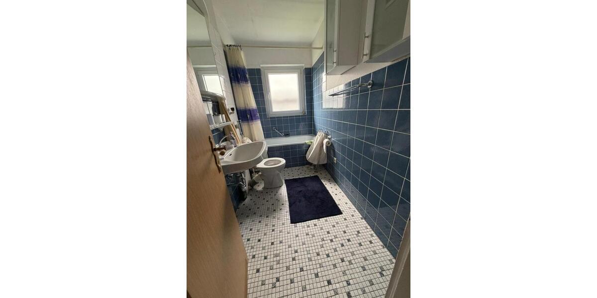 Etagenwohnung Düsseldorf Stadtbezirk 5 - 3 Zimmer, 46 m&sup2;, 1.200&euro; | Angebot:25986205