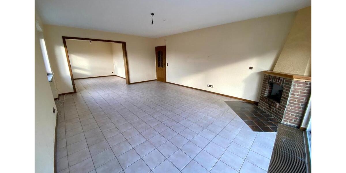 Einfamilienhaus Nettetal - 6.5 Zimmer, 137 m&sup2;, 480.000&euro; | Angebot:25635846