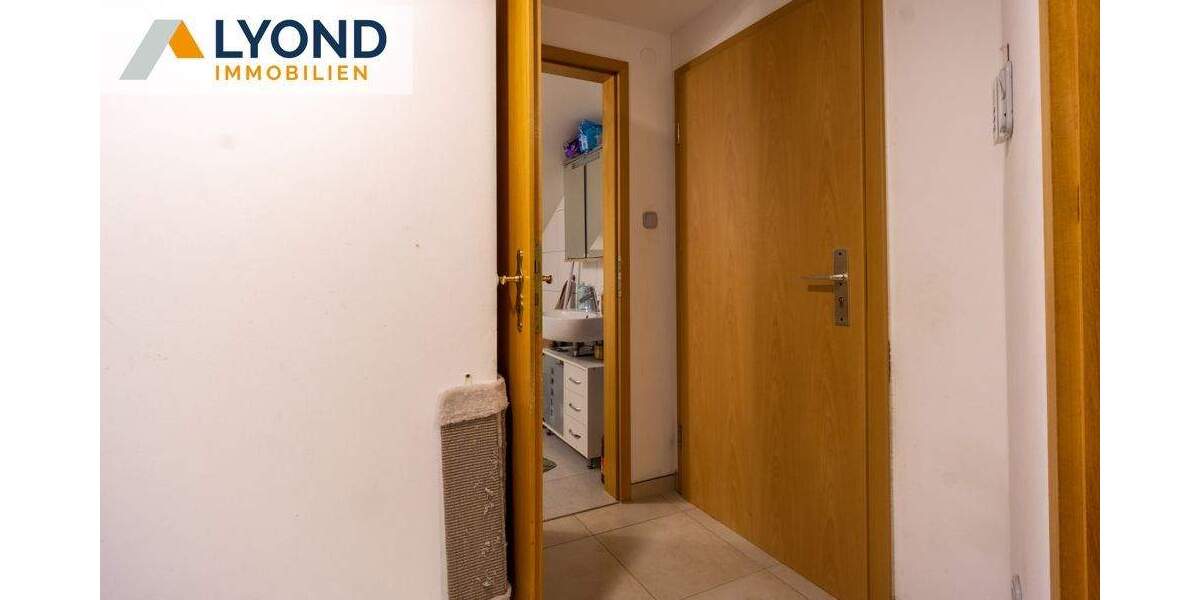 Etagenwohnung Moers Repelen - 4 Zimmer, 90 m&sup2;, 145.000&euro; | Angebot:25676842