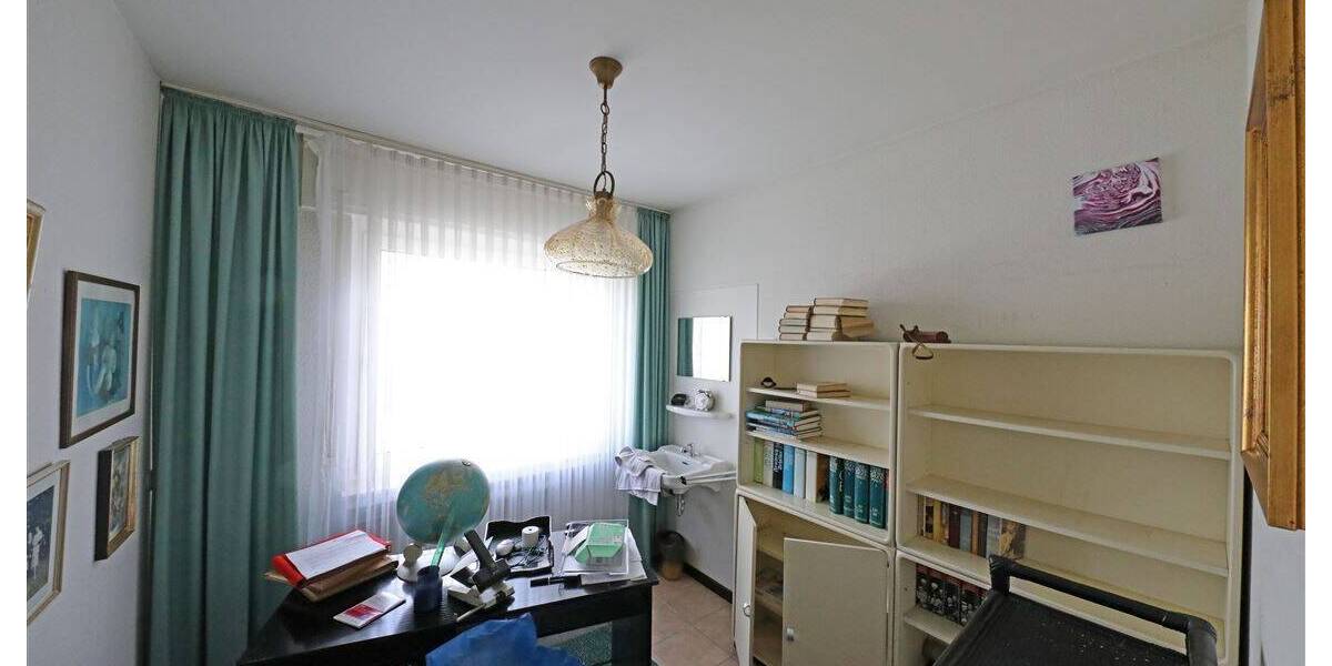 Mehrfamilienhaus, Wohnhaus Düsseldorf Stockum - 4 Zimmer, 125 m&sup2;, 479.000&euro; | Angebot:26277429