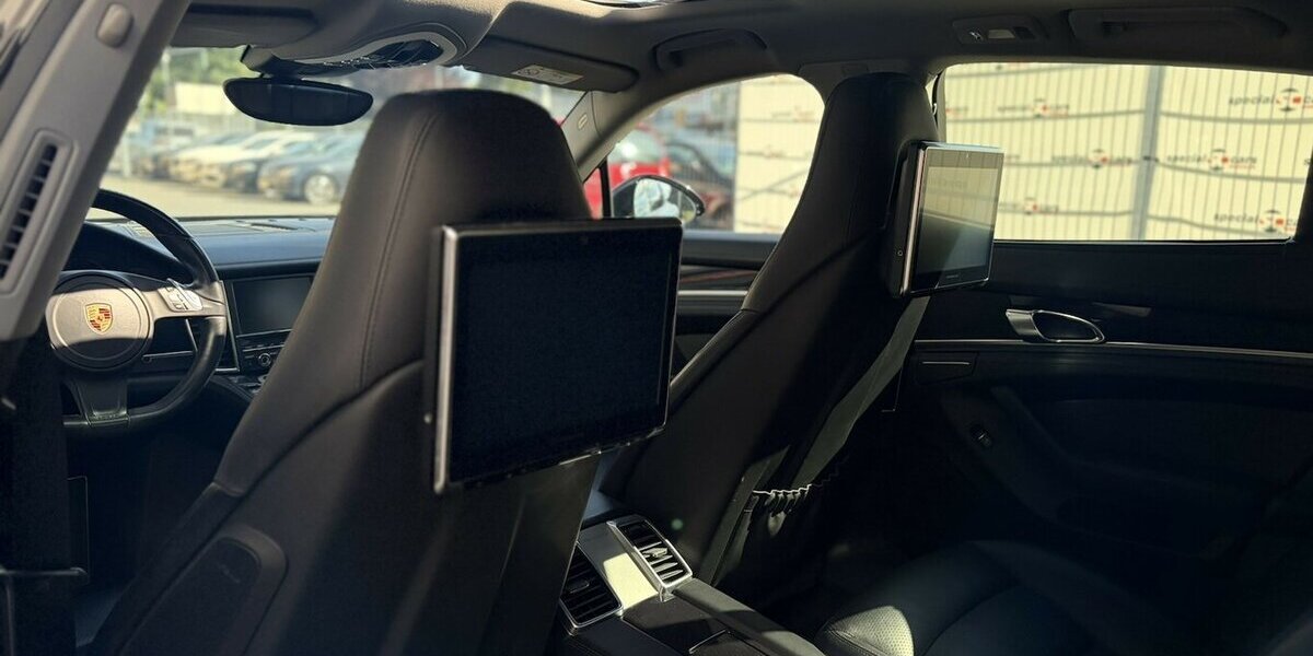 Porsche Panamera 4 / Xenon / 20 ´´ Felgen / GSD / TV 189.000 km 32.900 &euro; Mönchengladbach 41066