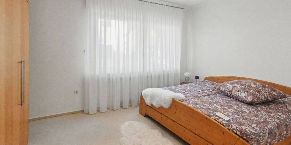 Reihenmittelhaus Moers Hülsdonk - 5 Zimmer, 115 m&sup2;, 345.000&euro; | Angebot:26789182