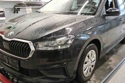 Skoda Fabia 104.072 km 11.690 &euro; Mönchengladbach 41238