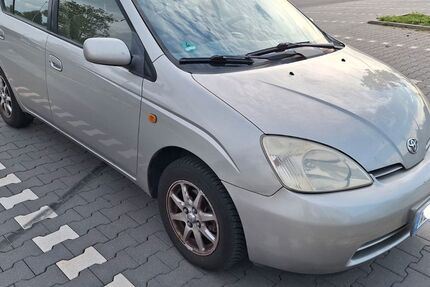 Toyota Prius 84.180 km 4.100 &euro; Moers 47447