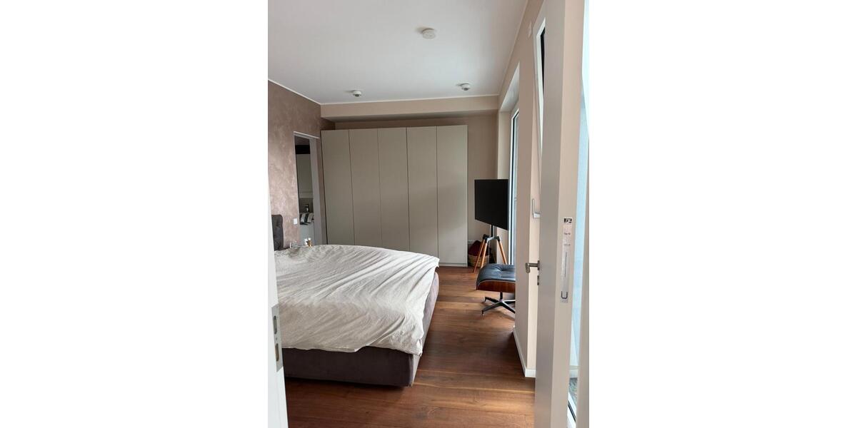 Etagenwohnung Mönchengladbach Nord - 3 Zimmer, 112 m&sup2;, 1.990&euro; | Angebot:25880062