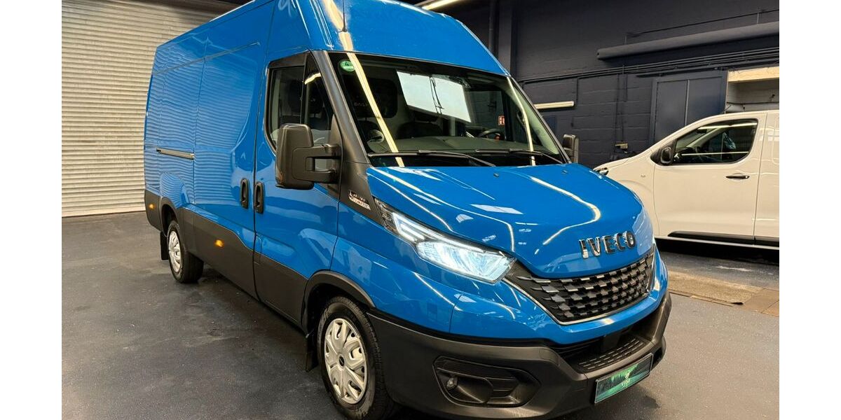 IVECO Massif 154.000 km 23.800 &euro; Hilden 40721