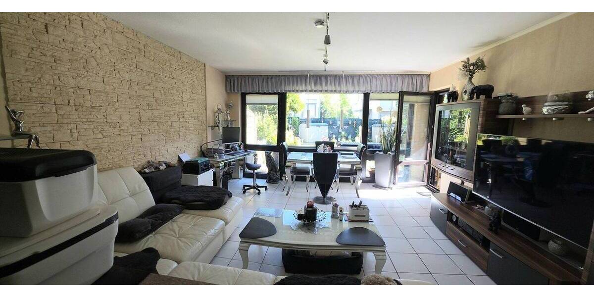 Etagenwohnung Krefeld Bockum Bockum - 2 Zimmer, 61 m&sup2;, 249.000&euro; | Angebot:26672879