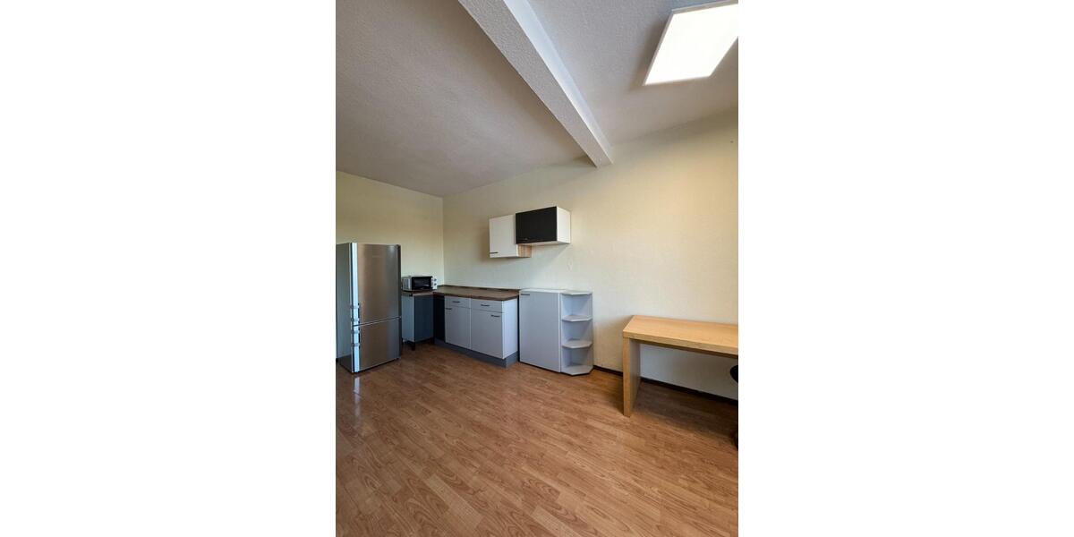 Dachgeschoßwohnung Düsseldorf Stadtbezirk 8 - 1 Zimmer, 9 m&sup2;, 525&euro; | Angebot:25840820