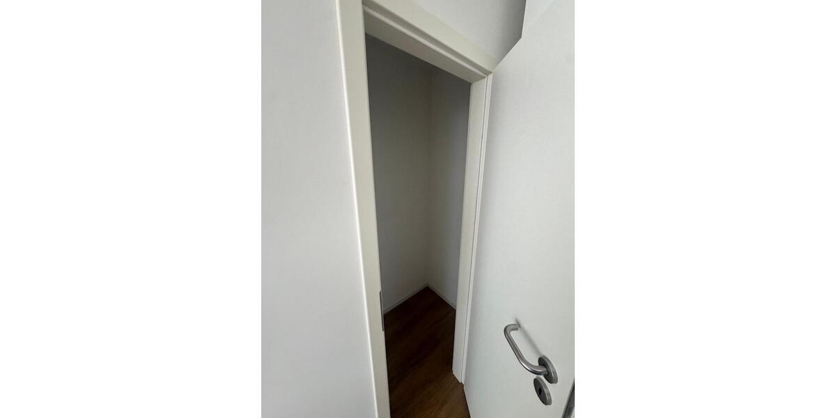 Etagenwohnung Düsseldorf Pempelfort - 1 Zimmer, 35 m&sup2;, 800&euro; | Angebot:25965151