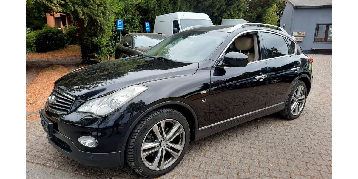 INFINITI QX50 226.000 km 6.900 &euro; Moers 47447