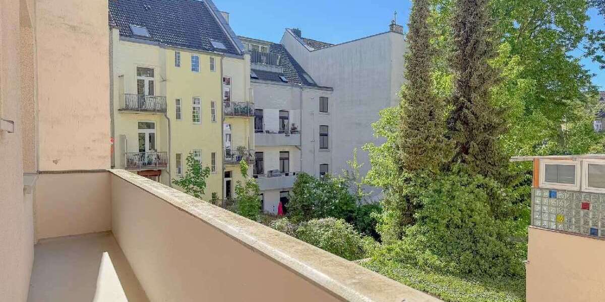 Etagenwohnung Düsseldorf Grafenberg - 3 Zimmer, 78 m&sup2;, 975&euro; | Angebot:26566309
