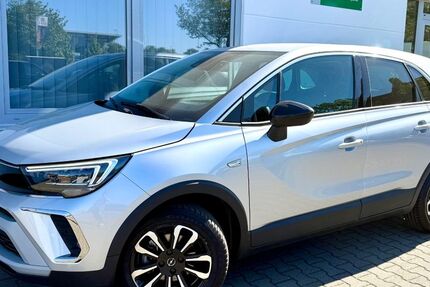 Opel Crossland (X) 17.880 km 16.599 &euro; Viersen 41748