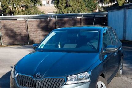 Skoda Fabia 79.000 km 9.500 &euro; Ratingen 40882