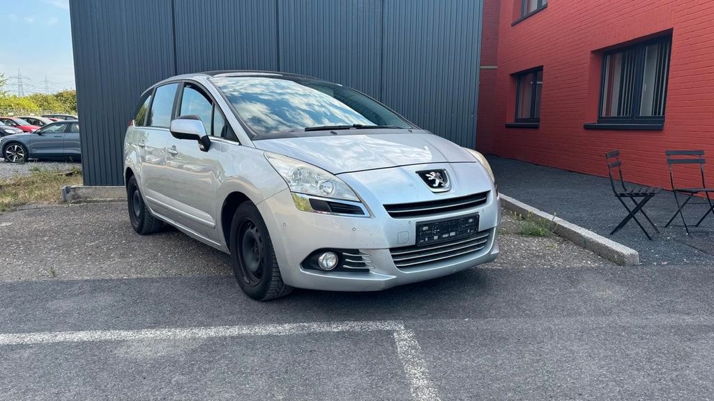 Peugeot 5008 198.200 km 4.300 &euro; Neuss 41472