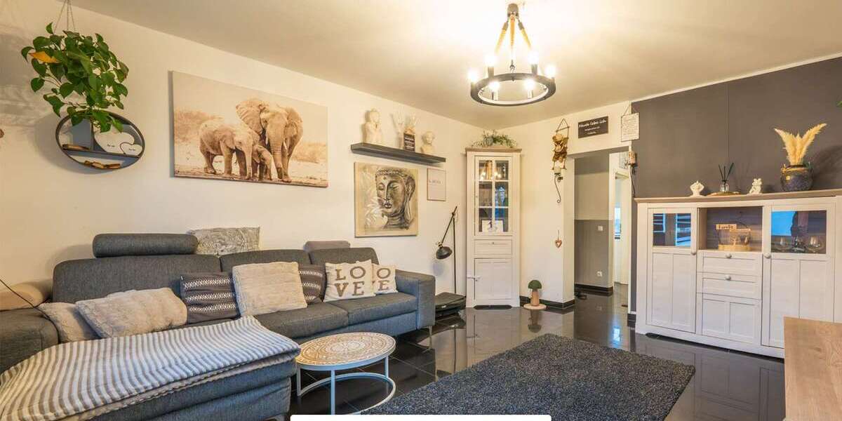 Etagenwohnung Mönchengladbach / Wickrath Wickrath - 4 Zimmer, 78 m&sup2;, 165.000&euro; | Angebot:24976851